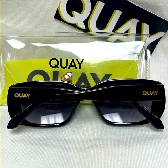 Brand New Quay Black Inside Scoop Bling Gradient Smoke Lens Rectangle Sunglasses